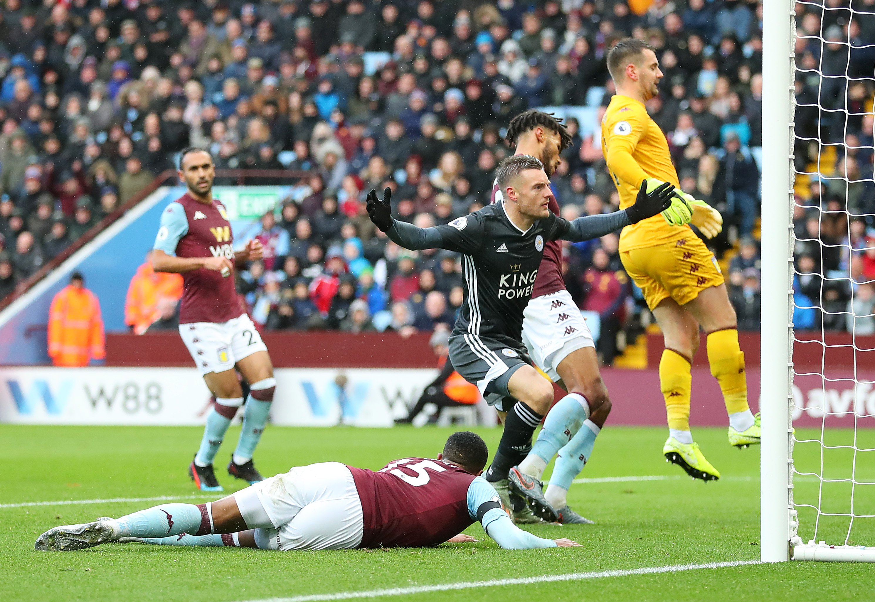 同样具有借 同样具有借