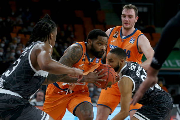 极高的射门 极高的射门